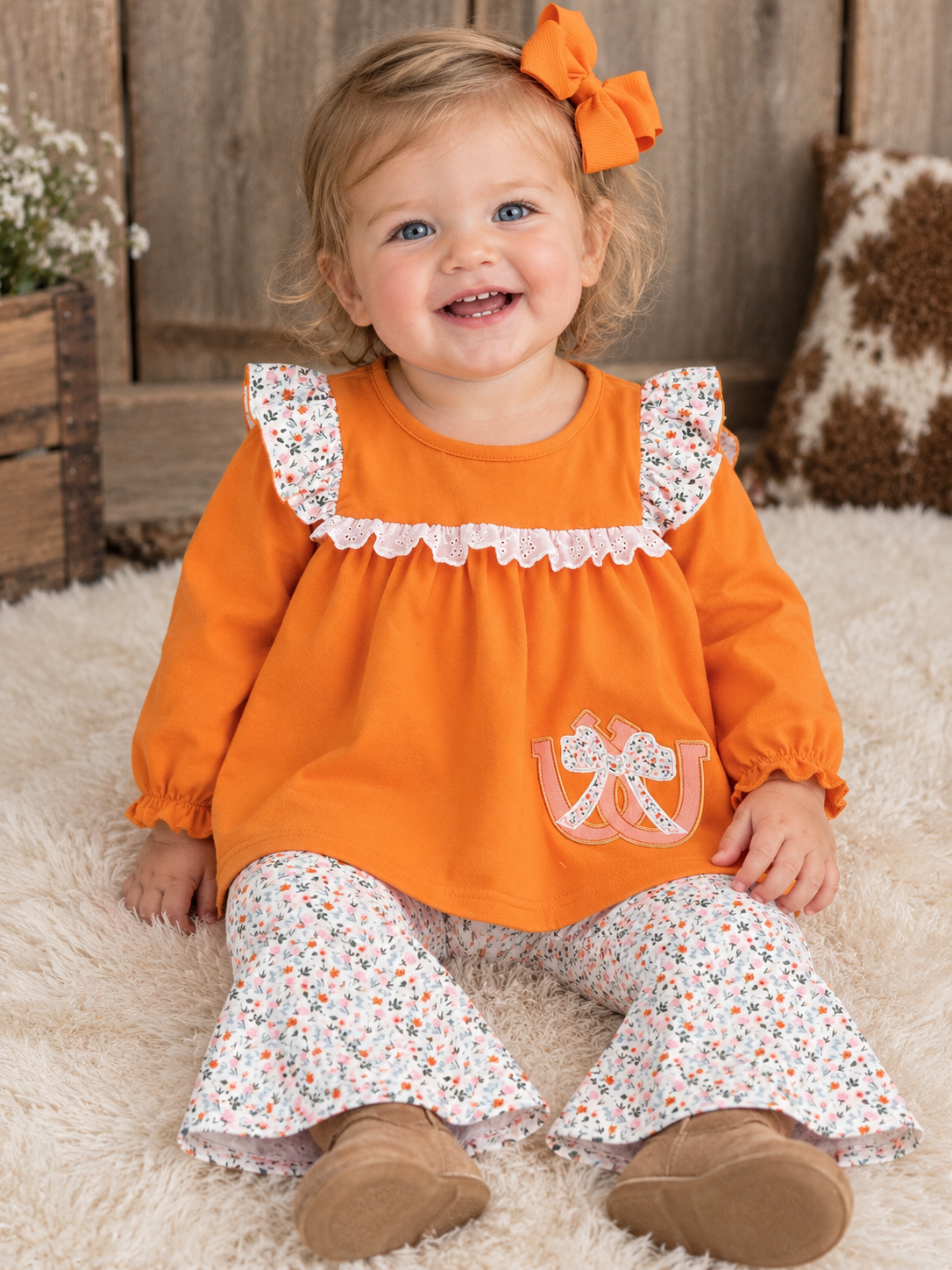 Western Luck Horseshoe Embroidered Outfit