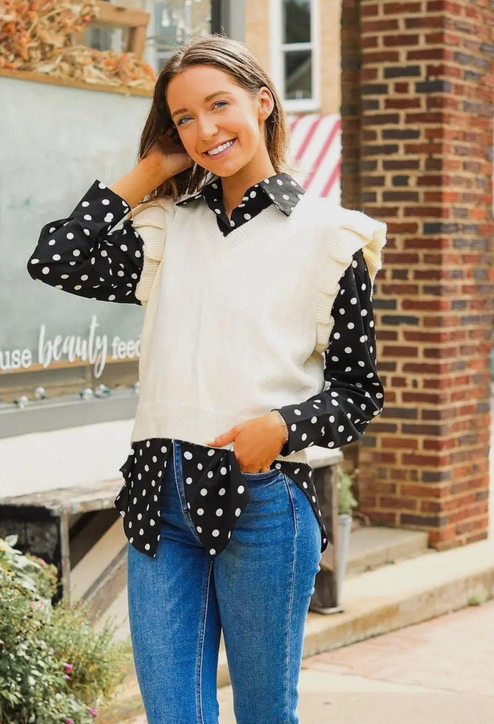 Off White Ruffle Shoulder Knit Sweater Vest